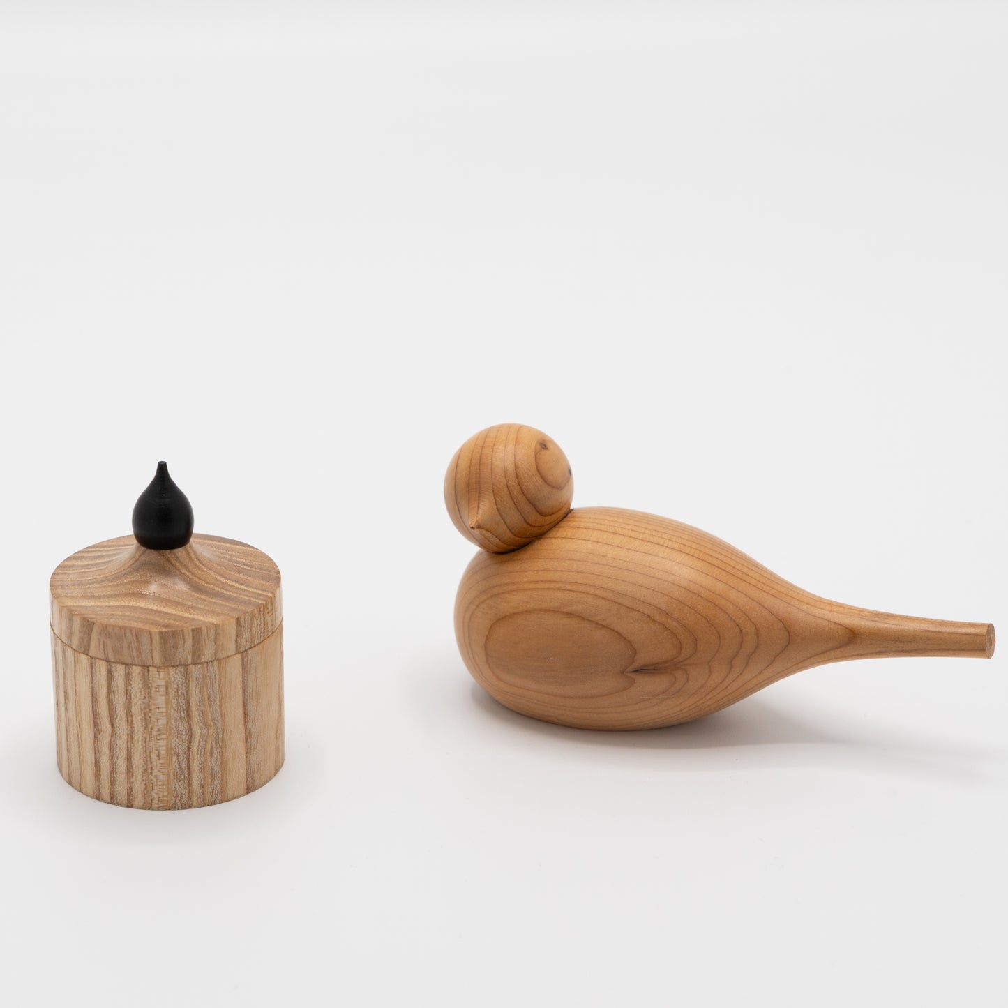 Handgedraaid houten potje