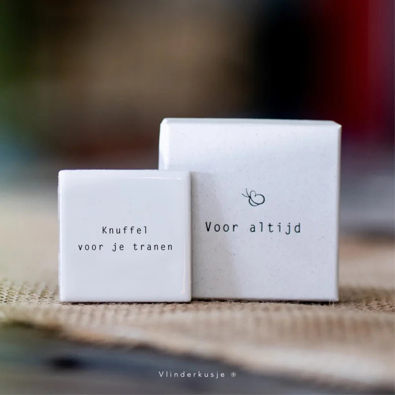Mini troosttegeltje - Knuffel voor je tranen
