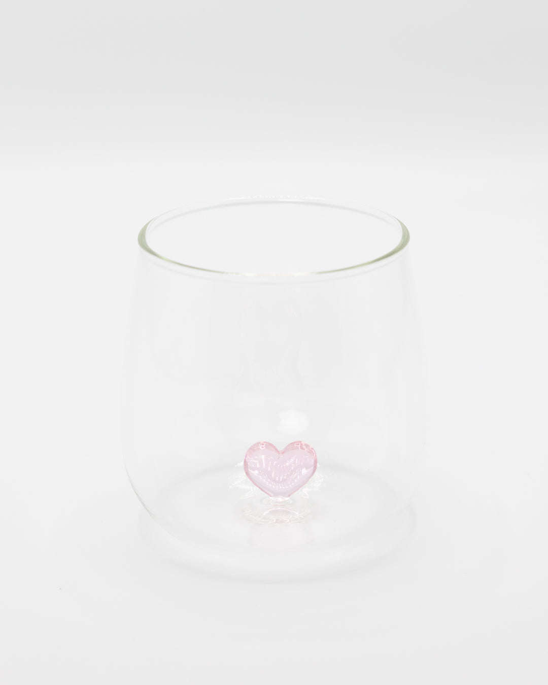 Drinkglas met een roze hartje