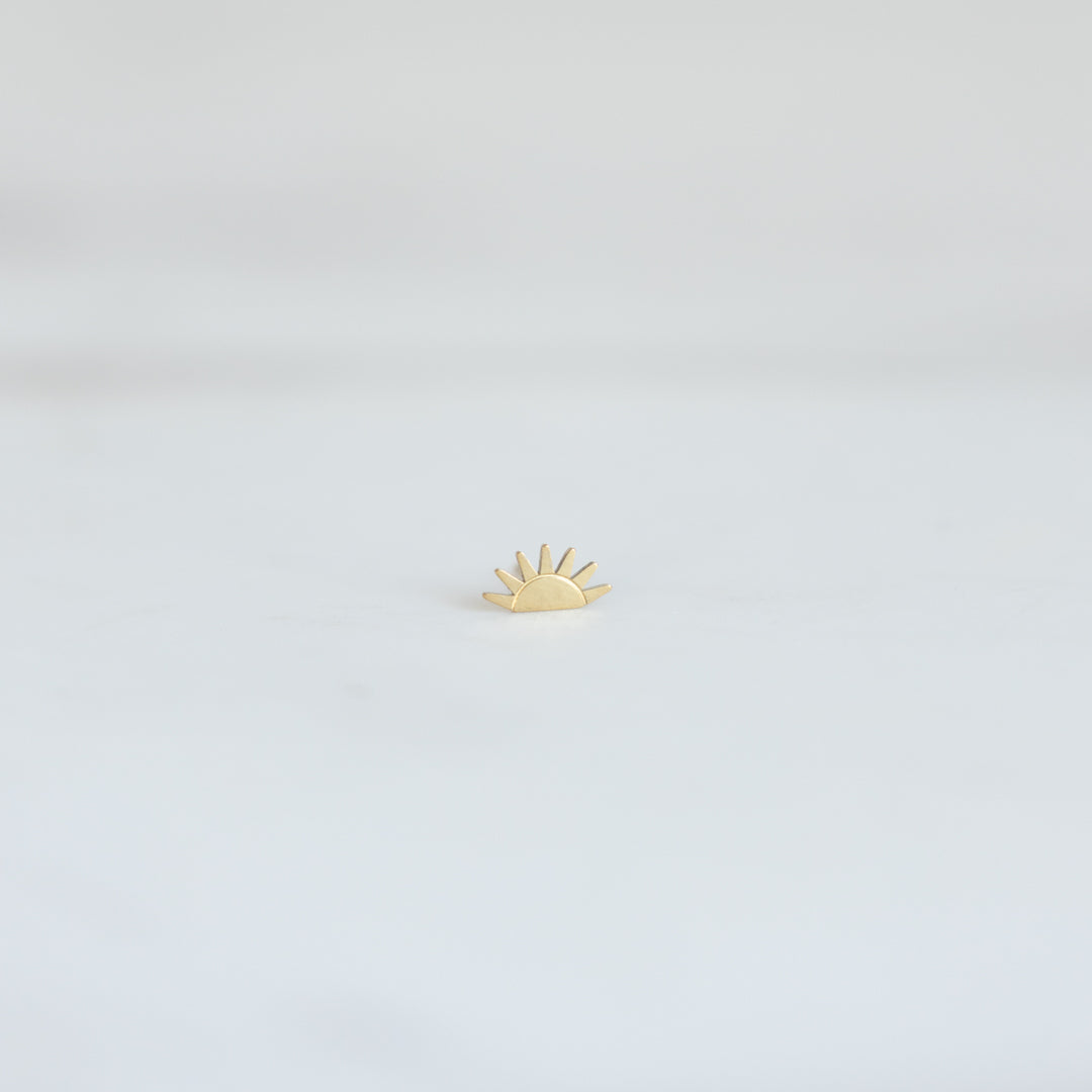 Stud (1pc)