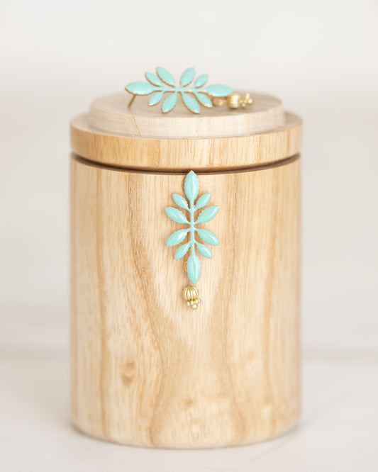 Mint Leaf with a touch of gold