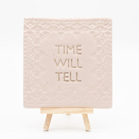 Tegel (roze) - Time Will Tell