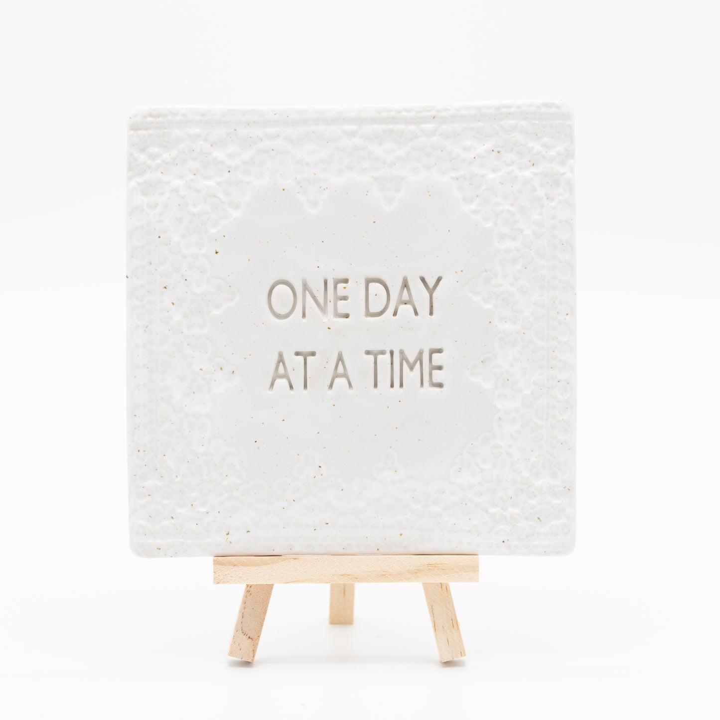 Tegel (wit) - One day at a time