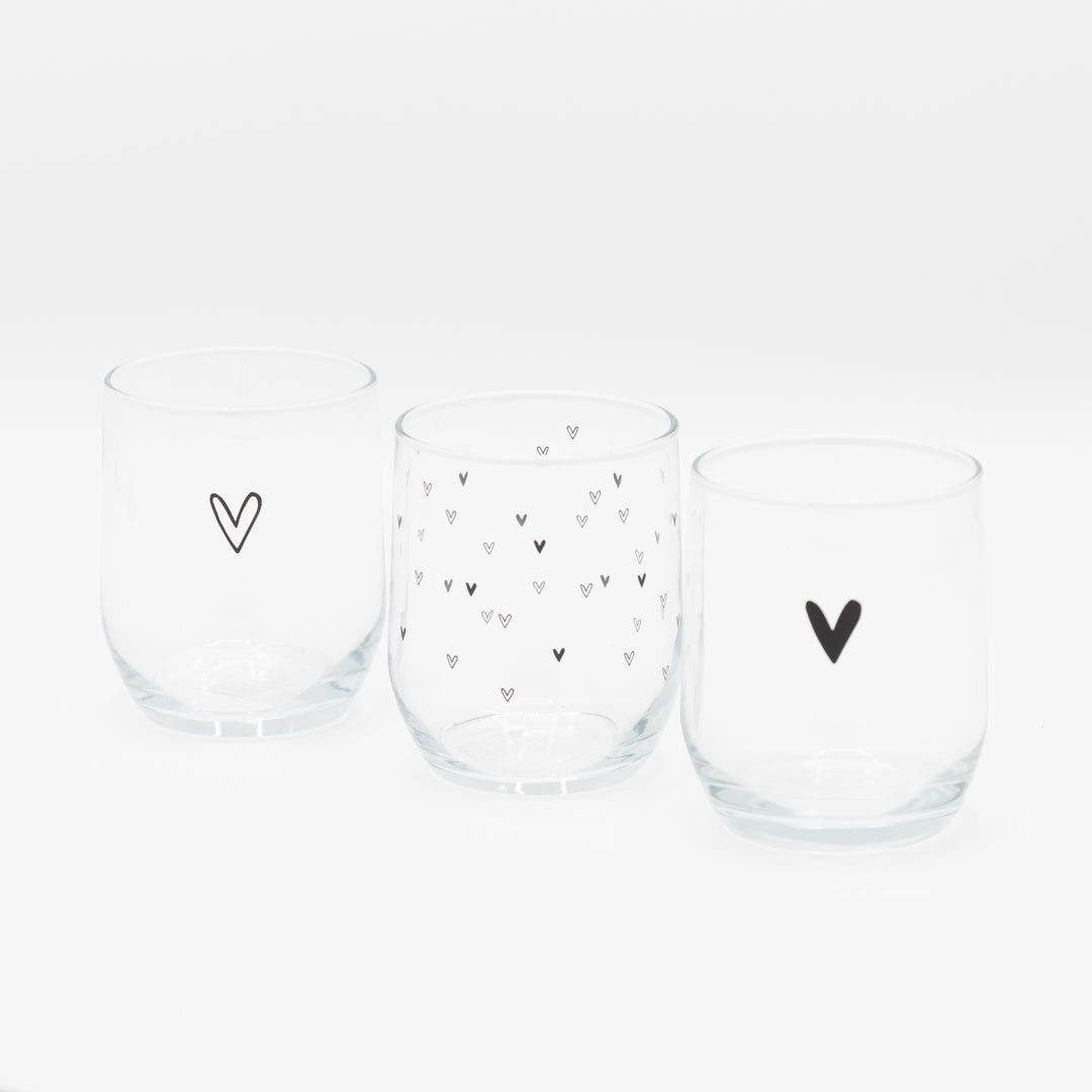 Drinkglas met vele hartjes