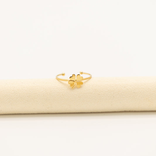 Kinderring met gouden klavertje