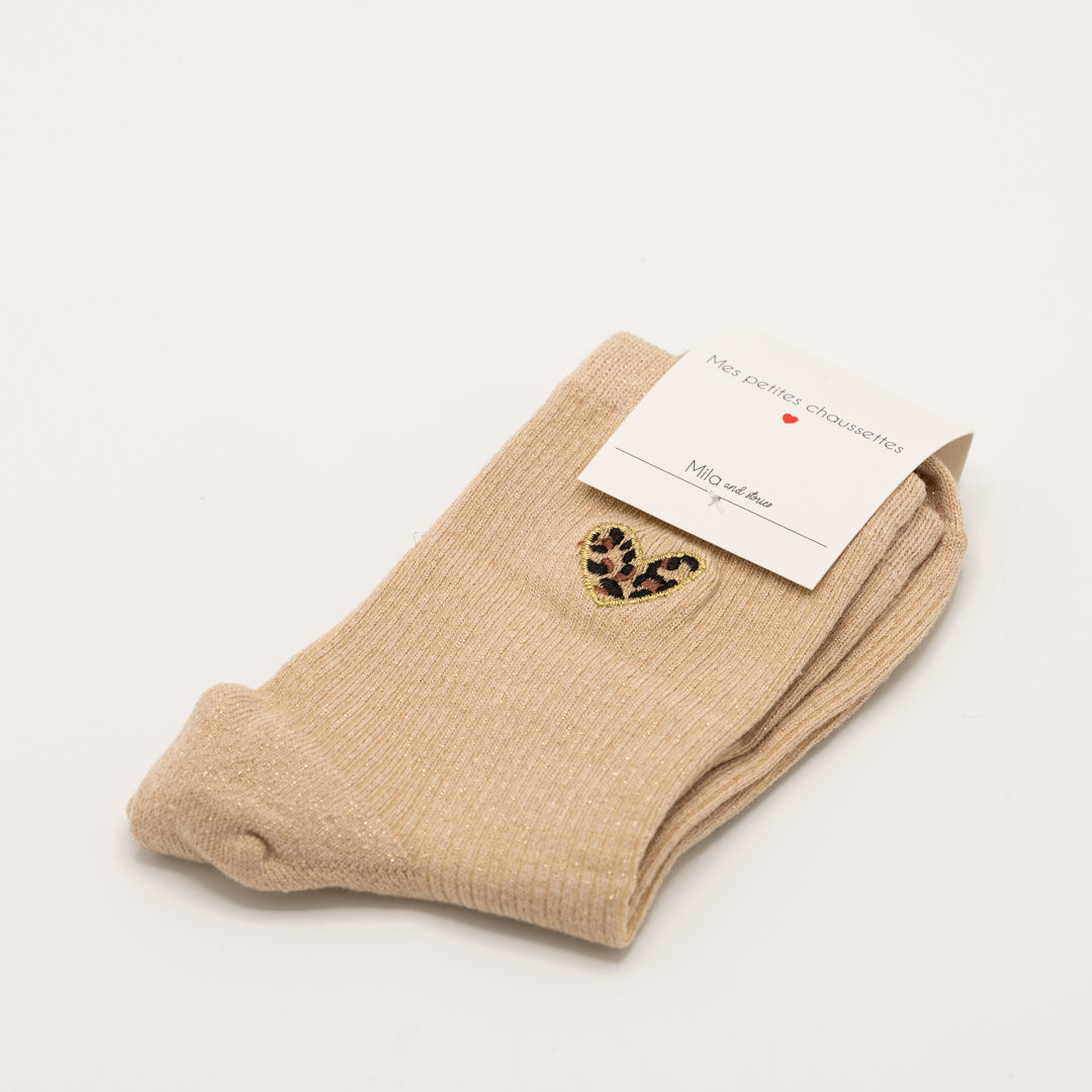 Beige, hippe sokken met een tijgerhartje