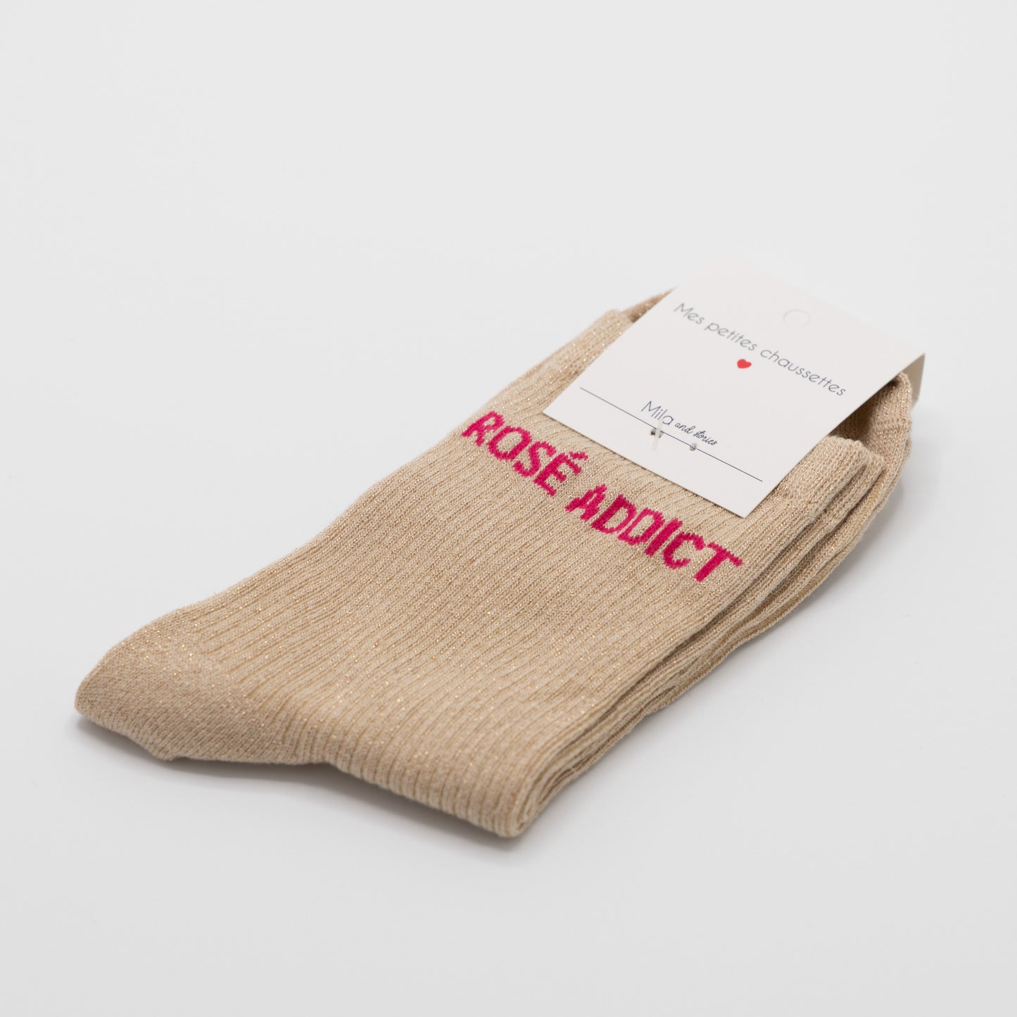 Beige, hippe sokken met opschrift ROSÉ ADDICT