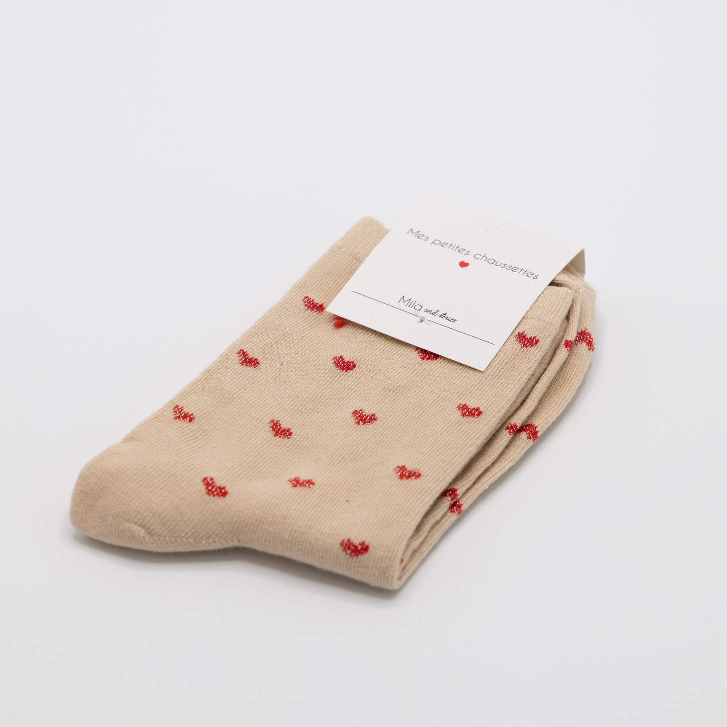 Beige, hippe sokken met allemaal hartjes